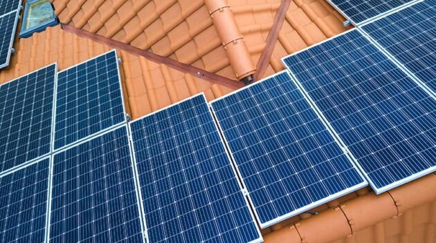 Despre noi 3 Suporti panouri fotovoltaice acoperis