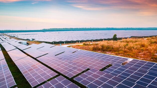 Despre noi 2 Suporti panouri fotovoltaice la sol